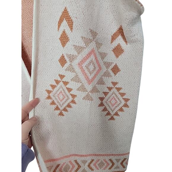 Loveriche S Or Med NEW Cardigan Tribal Aztec Coral Peach Ivory Soft Cozy - Picture 3 of 8